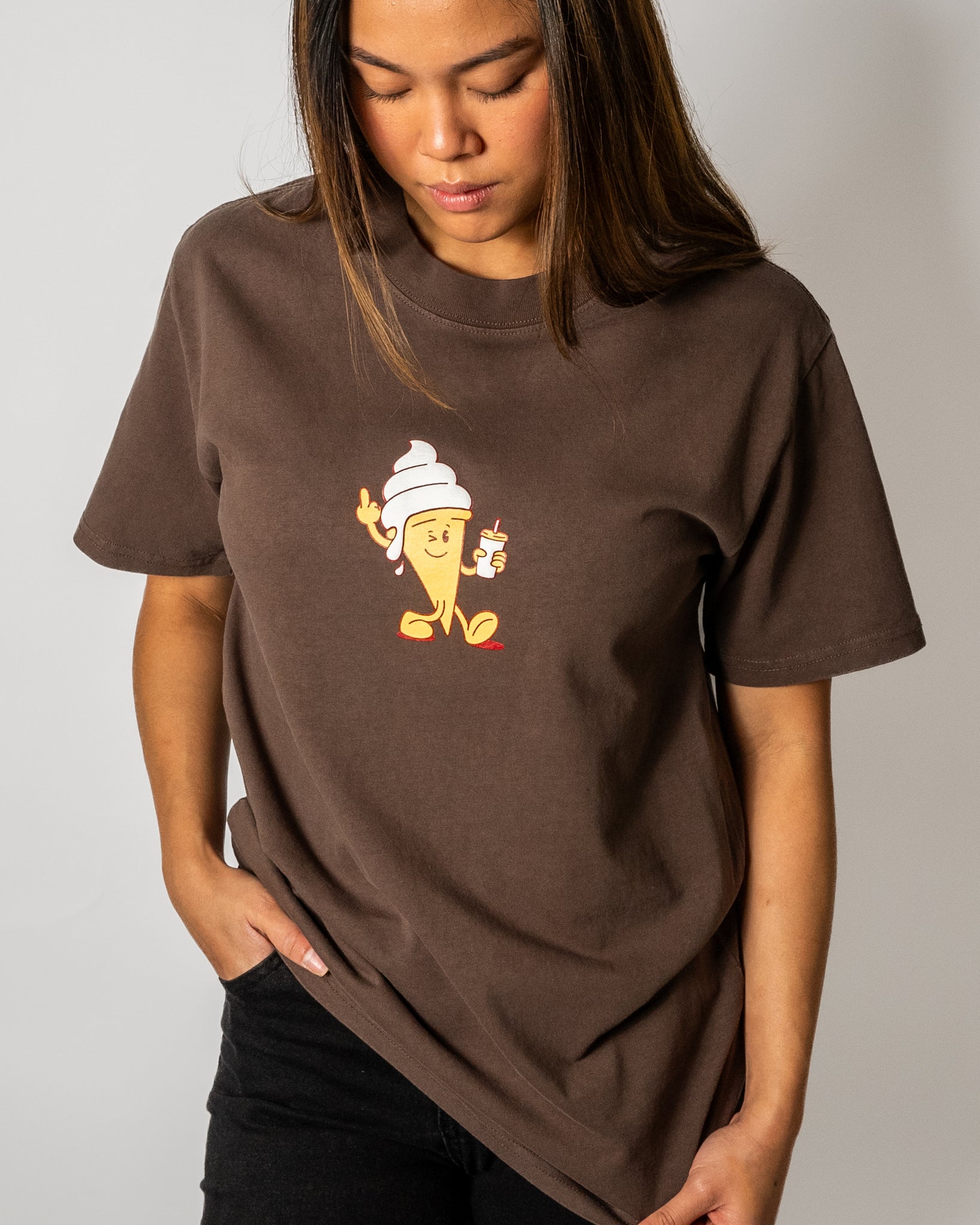 Serial Chillers Tee - Brown