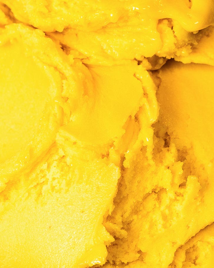 Golden Lemon Mild Gelato mit passenden Zutaten